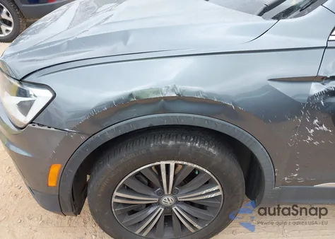 2018 Volkswagen Tiguan 2.0T Se/2.0T Sel z USA, uszkodzony, nr VIN 3VV3B7AX7JM055685